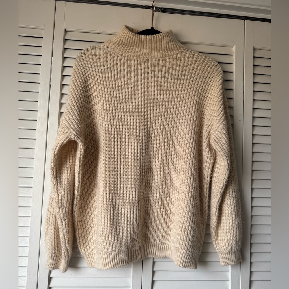 H&M Cream Turtleneck Sweater